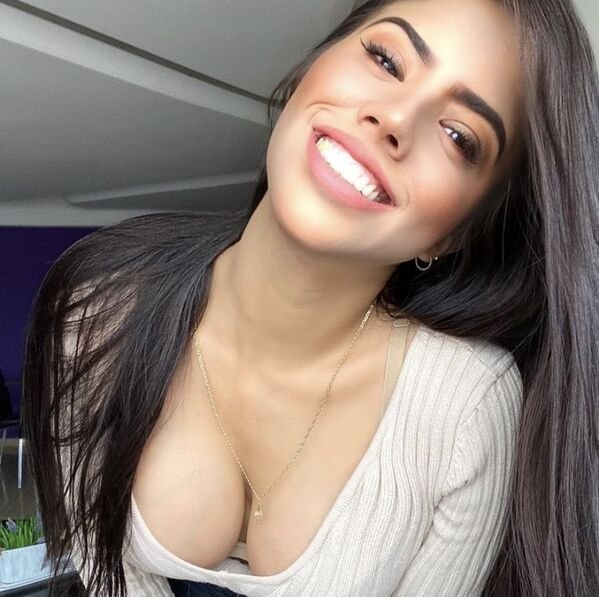 Bikini Girls (36 pics)