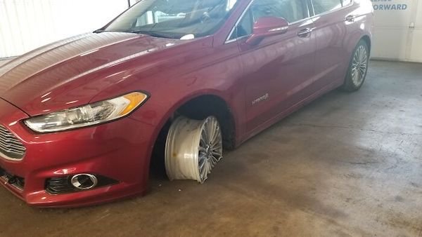 Car Mechanic Situations (29 pics)