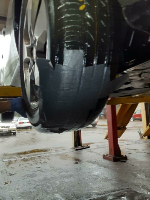 Car Mechanic Situations (29 pics)