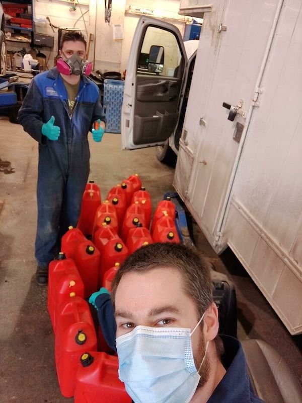 Car Mechanic Situations (29 pics)
