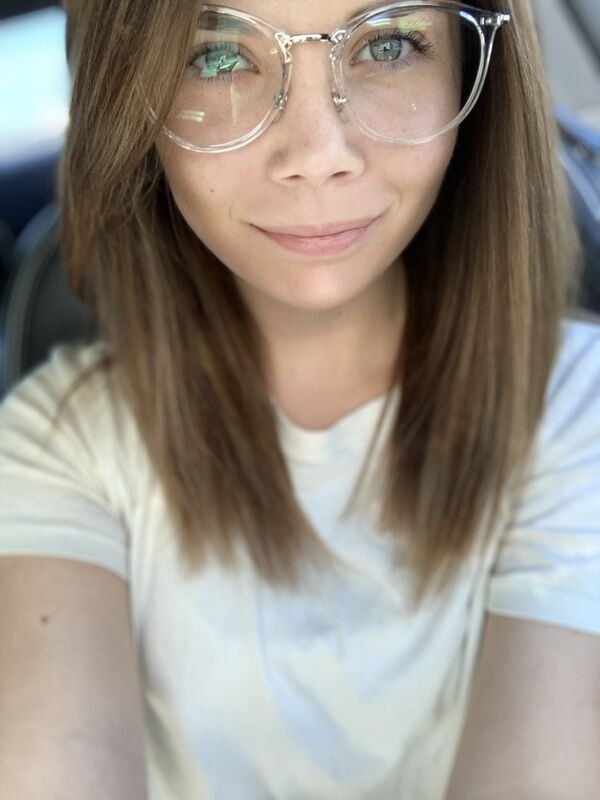 Girls In Glasses (34 pics)