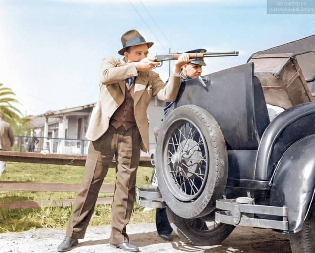 Historical Photos In Color (15 pics)