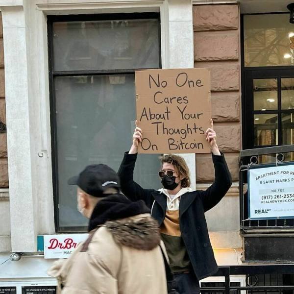 Dude With Sign (35 pics)