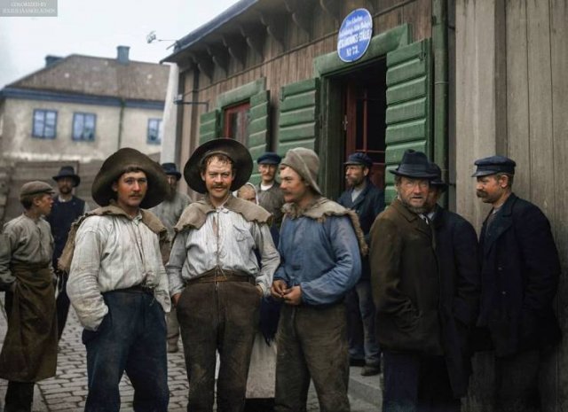 Historical Photos In Color (15 pics)