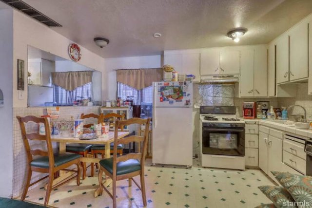This House Has Some Secret (35 pics)