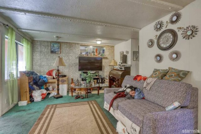 This House Has Some Secret (35 pics)