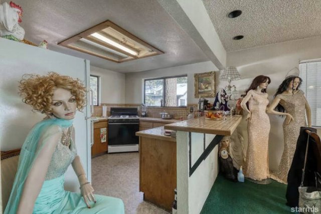 This House Has Some Secret (35 pics)