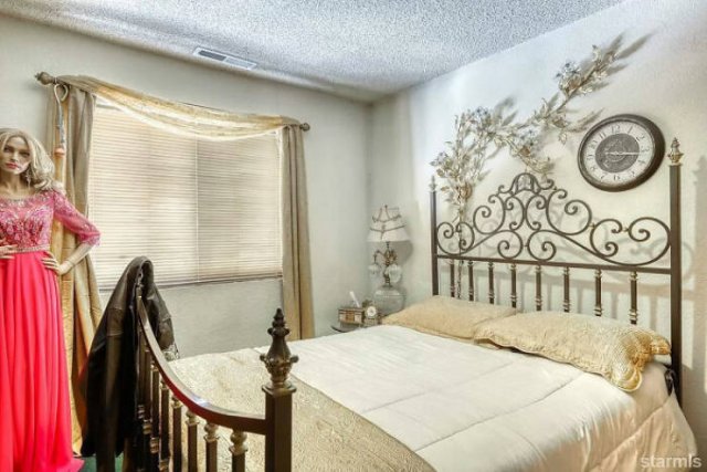 This House Has Some Secret (35 pics)