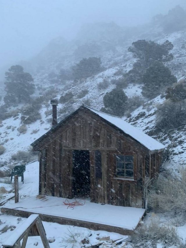 American Entrepreneur Bought An Abandoned Town To Recreate It As A Touristic Place (27 pics)