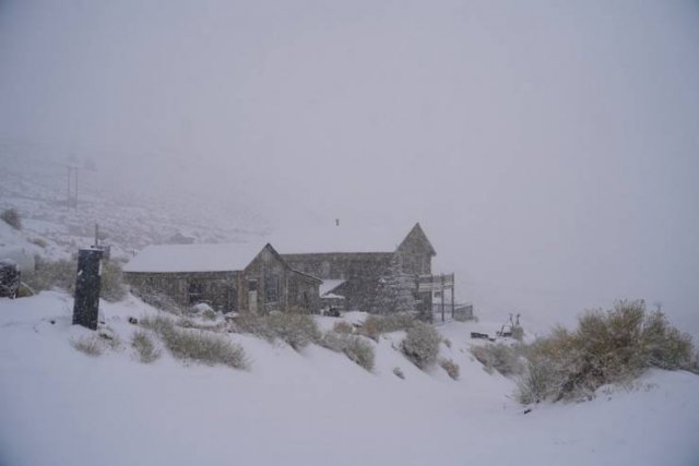 American Entrepreneur Bought An Abandoned Town To Recreate It As A Touristic Place (27 pics)