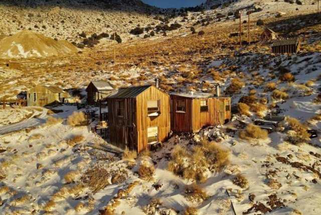 American Entrepreneur Bought An Abandoned Town To Recreate It As A Touristic Place (27 pics)