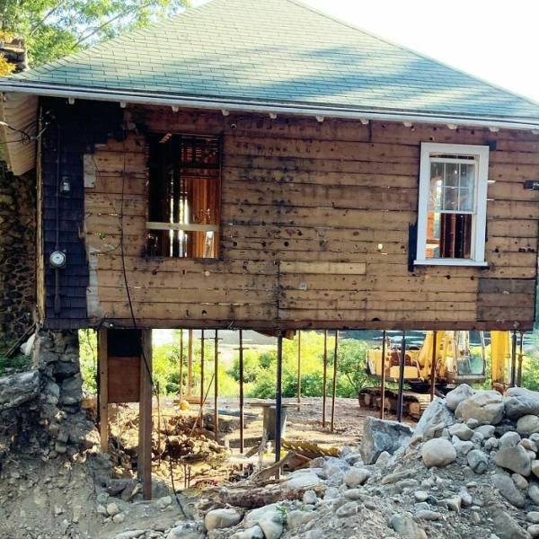Home Inspectors Finds (38 pics) Home Inspectors Finds (38 pics)