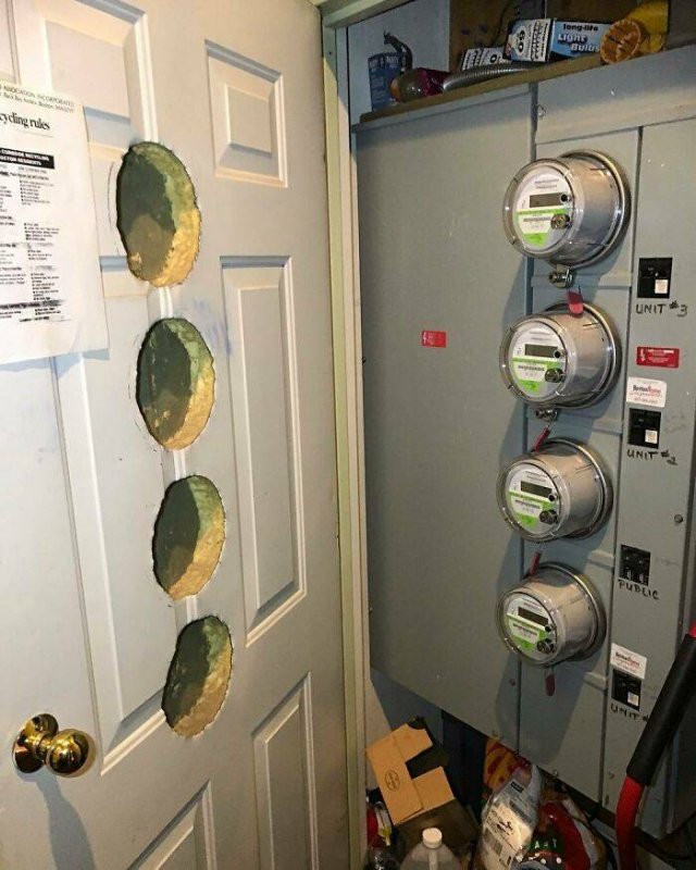 Home Inspectors Finds (38 pics) Home Inspectors Finds (38 pics)