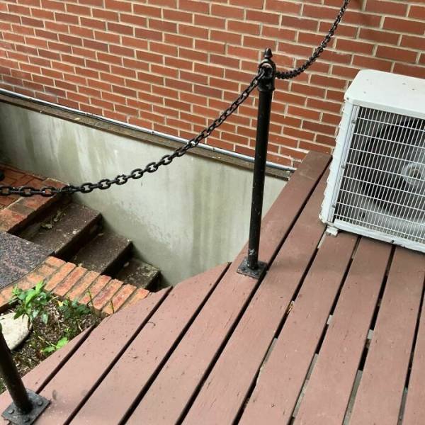Home Inspectors Finds (38 pics) Home Inspectors Finds (38 pics)