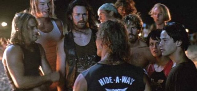'Point Break' Movie Facts (19 pics)