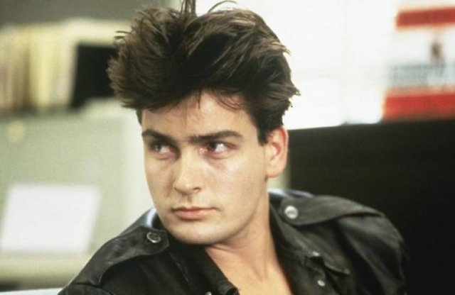 'Point Break' Movie Facts (19 pics)