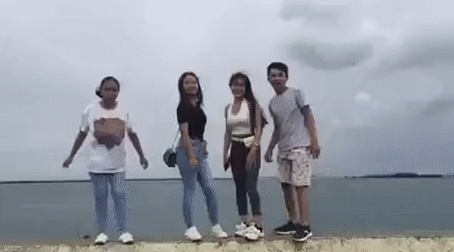 Acid Gifdump, March 9 (25 gifs)