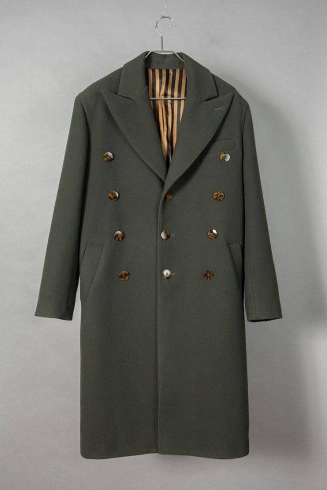 Thrift Shop Treasures (18 pics)