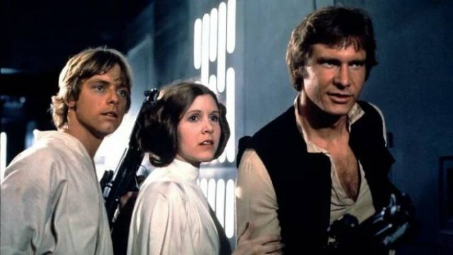 Bad Explanations Of Movie Plots (35 pics)