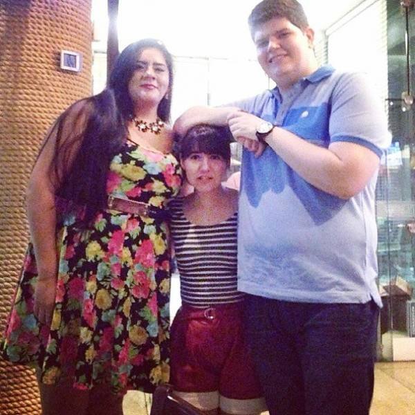 Short Girls Everyday Troubles (17 pics) Short Girls Everyday Troubles (17 pics)