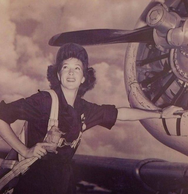 Great Old Family Photos (16 pics)
