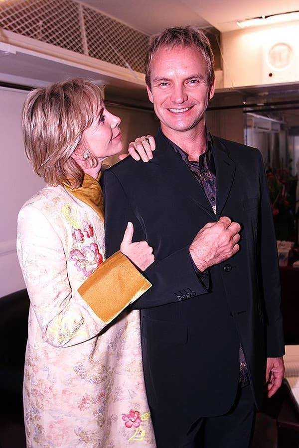 Celebrity Couples In 1999 (56 pics) Celebrity Couples In 1999 (56 pics)