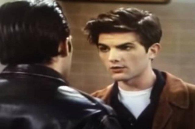 Unnoticed Roles Of Famous Actors (25 pics) Unnoticed Roles Of Famous Actors (25 pics)