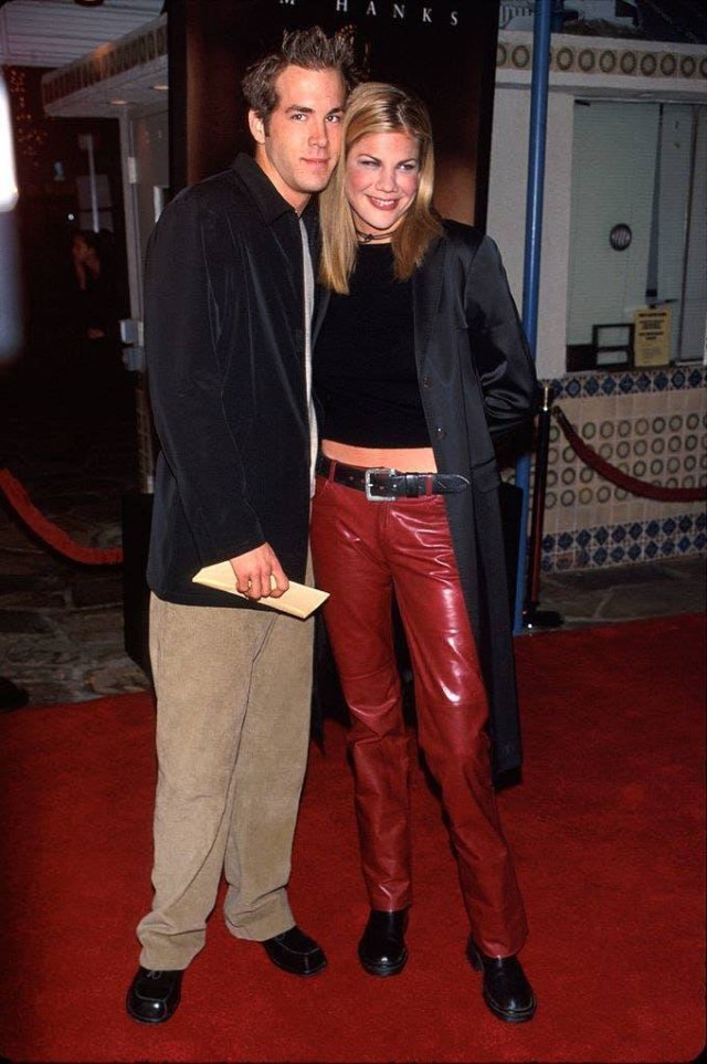 Celebrity Couples In 1999 (56 pics) Celebrity Couples In 1999 (56 pics)