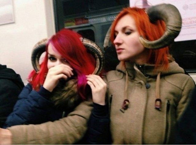 Acid Picdump 1 (51 pics)