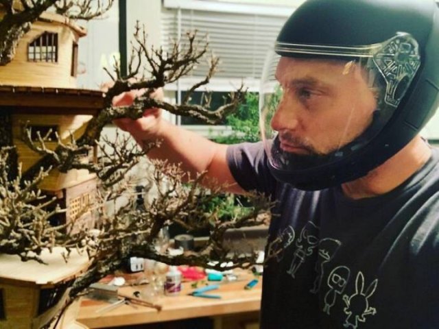Tiny Bonsai Treehouses By Dave Creek (29 pics)