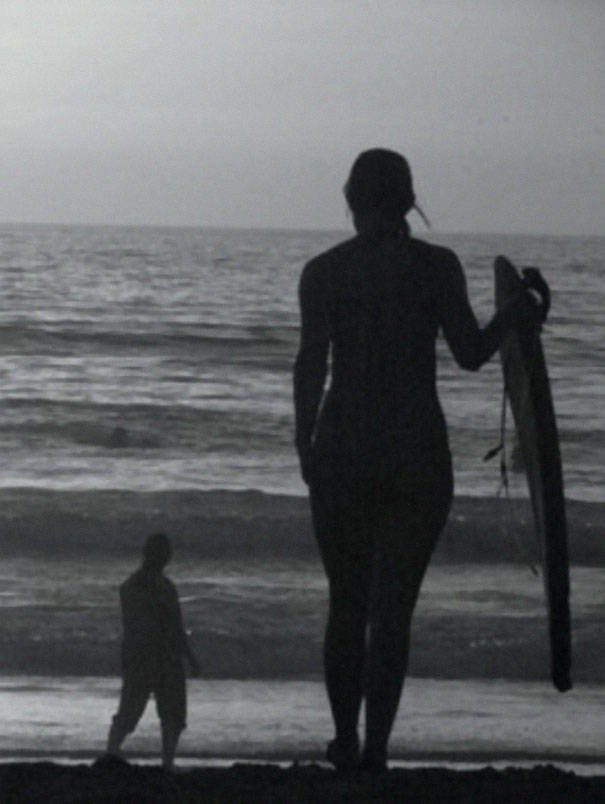 Optical Illusions Turn People Into Giants (38 pics)