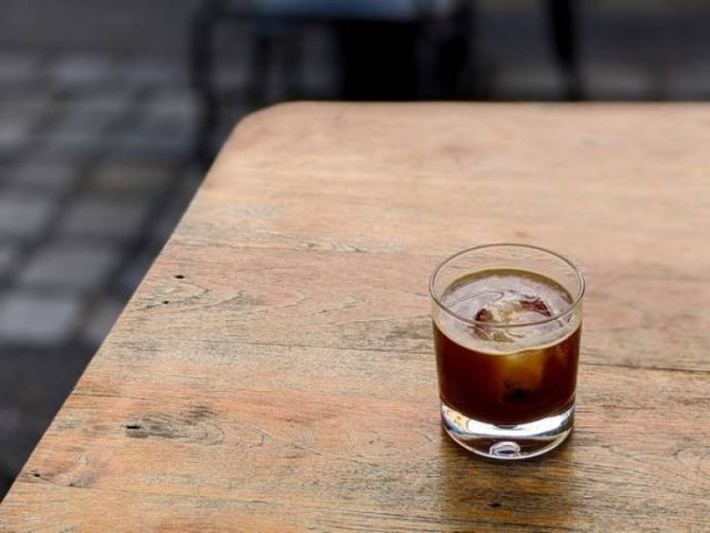 Bartenders Decode Person By A Drink Choice (24 pics) Bartenders Decode Person By A Drink Choice (24 pics)