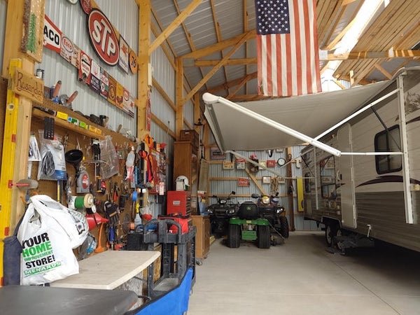 Garage Is A Perfect Place For Men (27 pics)