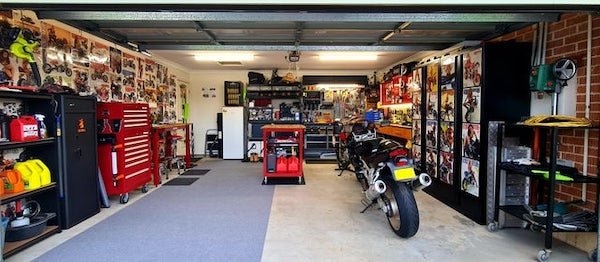 Garage Is A Perfect Place For Men (27 pics)