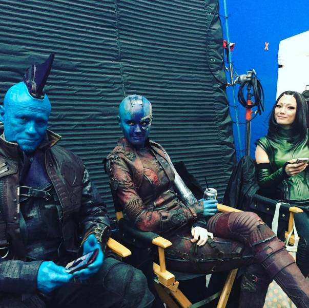 Behind The Scenes Of Popular Movies (24 pics) Behind The Scenes Of Popular Movies (24 pics)