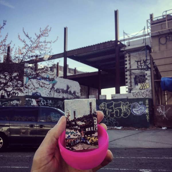 NY Artist Hid Miniature Paintings In Easter Eggs (9 pics)