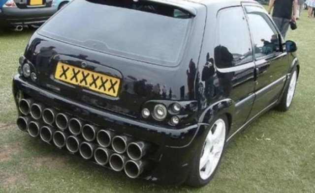 Acid Picdump 1 (89 pics)