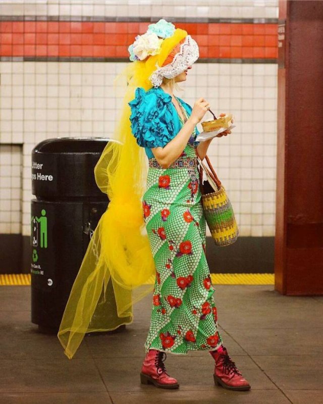 Amazing New York Subway Passenger Photos By Mr. NYC Subway (46 pics)