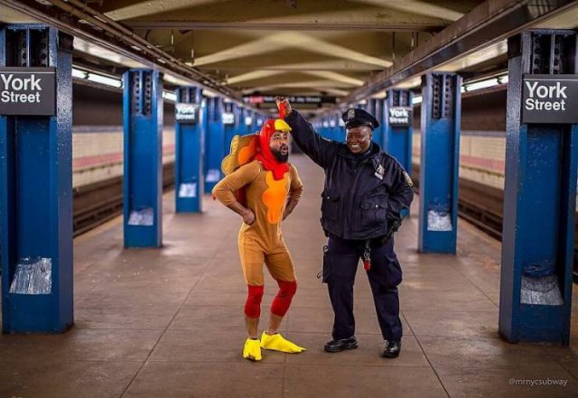 Amazing New York Subway Passenger Photos By Mr. NYC Subway (46 pics)