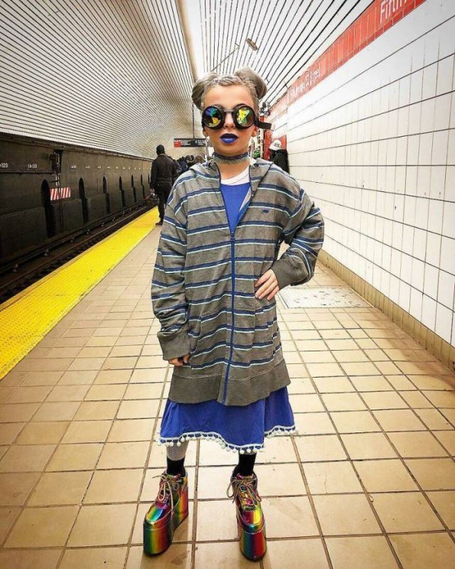 Amazing New York Subway Passenger Photos By Mr. NYC Subway (46 pics)