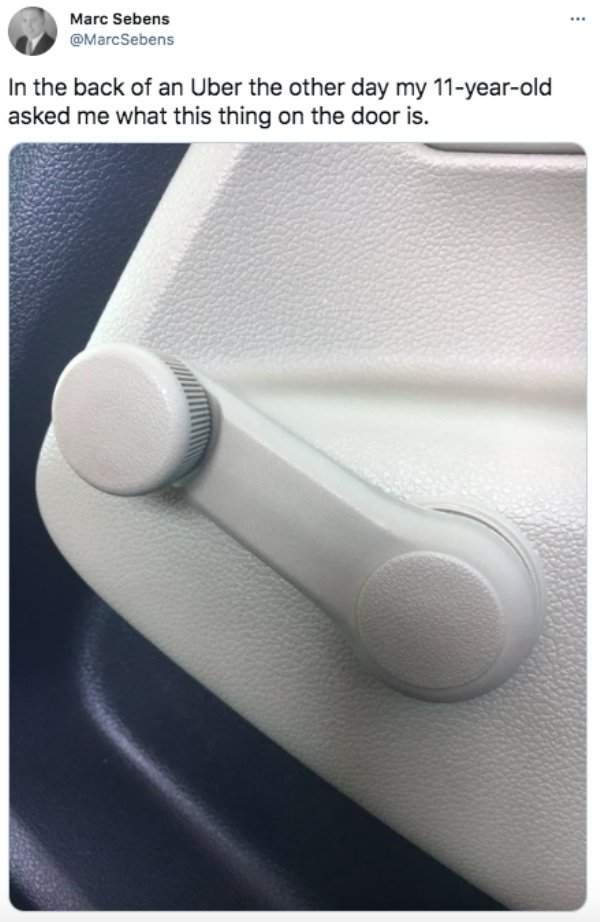 Modern Children Have No Idea What Are These Old Things For (24 pics)