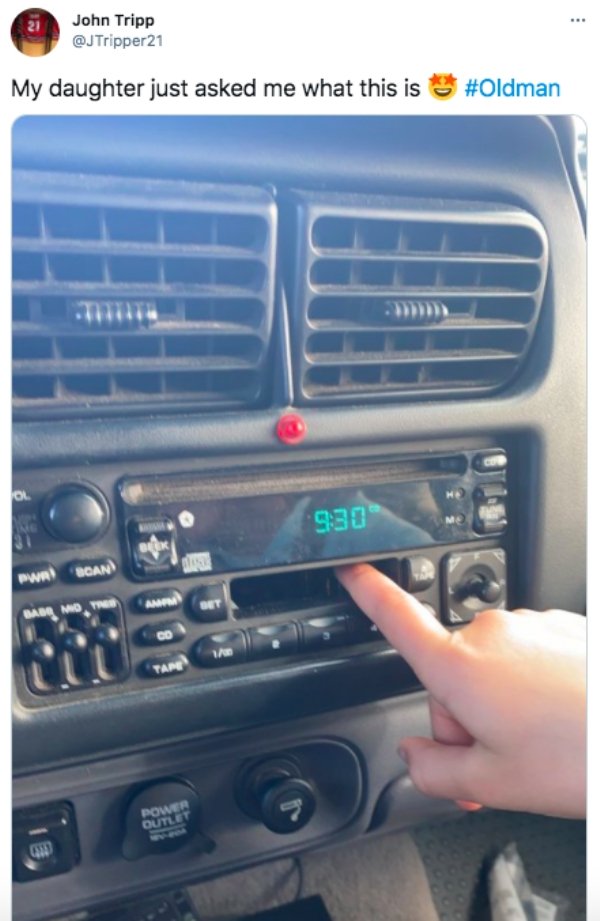 Modern Children Have No Idea What Are These Old Things For (24 pics)