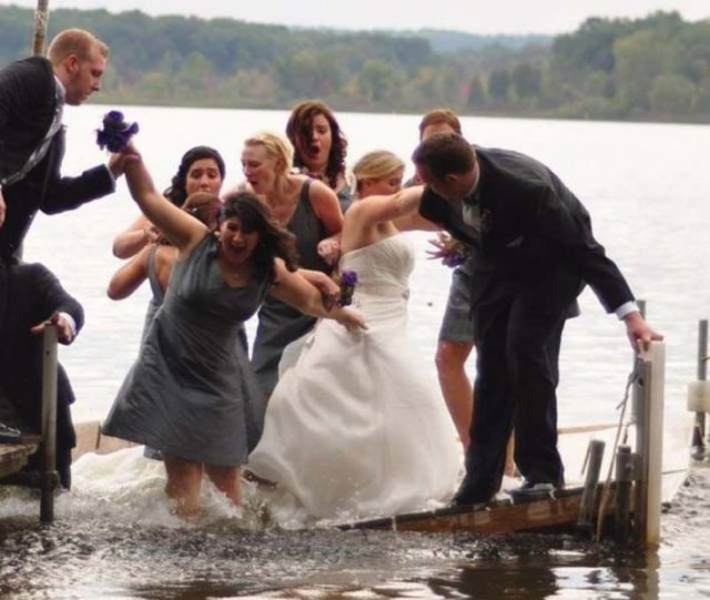 Awkward Wedding Photos (48 pics)
