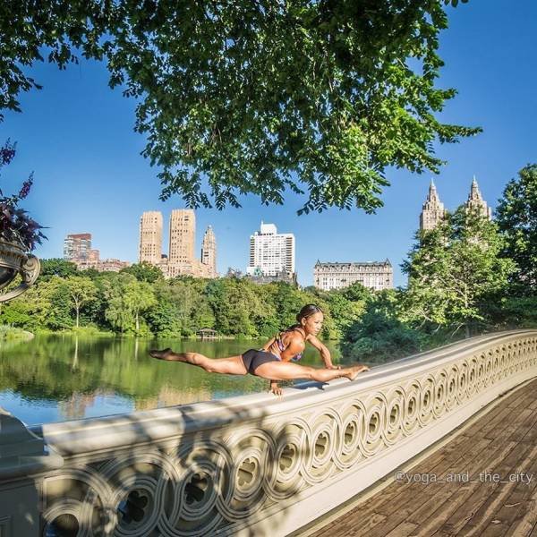 Yoga Girls (26 pics)