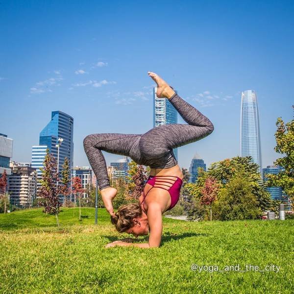 Yoga Girls (26 pics)