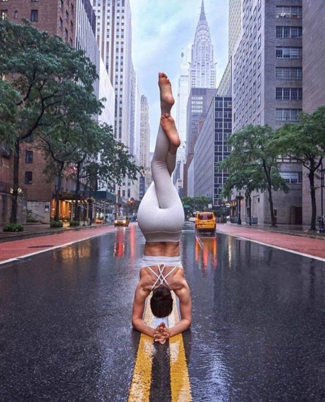Yoga Girls (26 pics)
