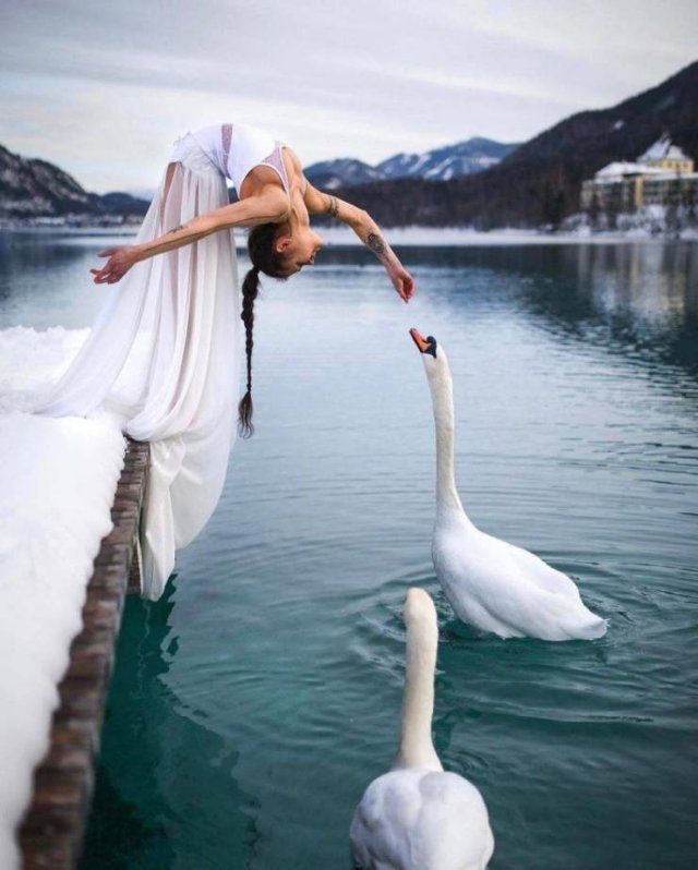 Yoga Girls (26 pics)