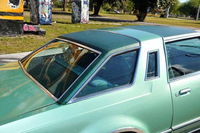 Great Lowriding Cars (77 pics)