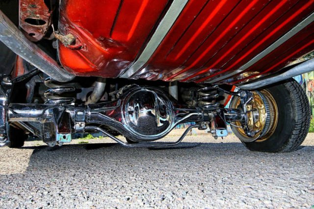 Great Lowriding Cars (77 pics)