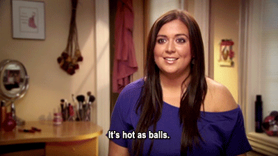 Locals Tell About Things That Always Surprise Tourists (22 gifs)